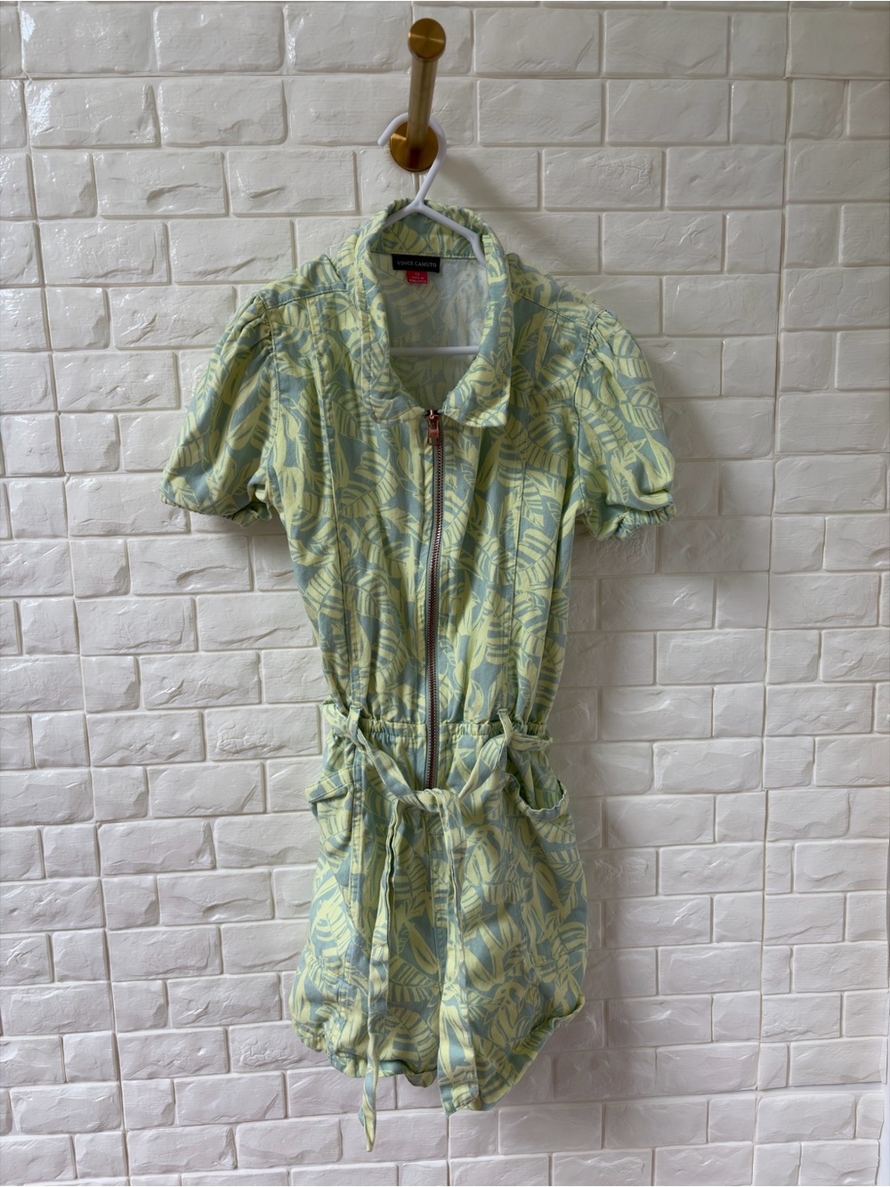 Vince Camuto Pale Green Leaf-Print Short Romper